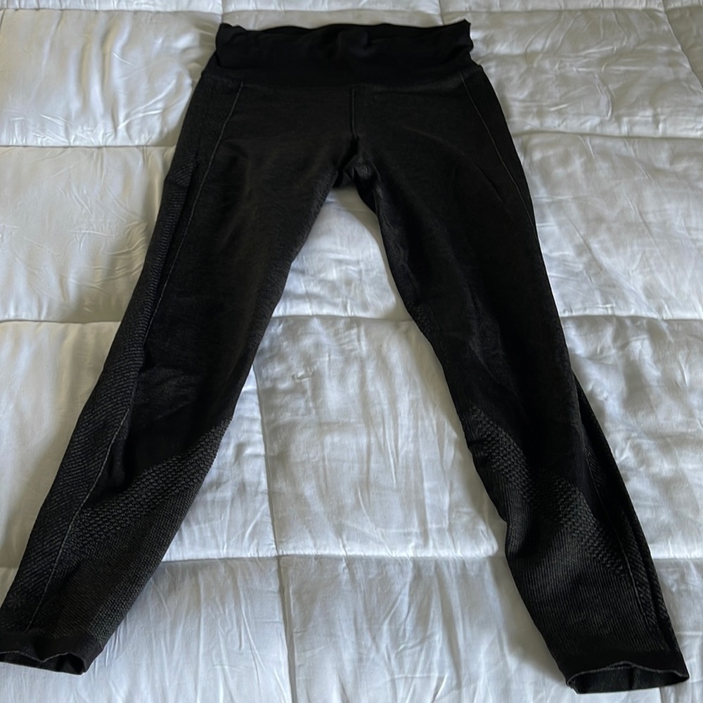 Athleta small leggings, excellent condition
